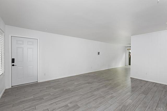 Image 6 of 28 For 685 Seacoast Drive