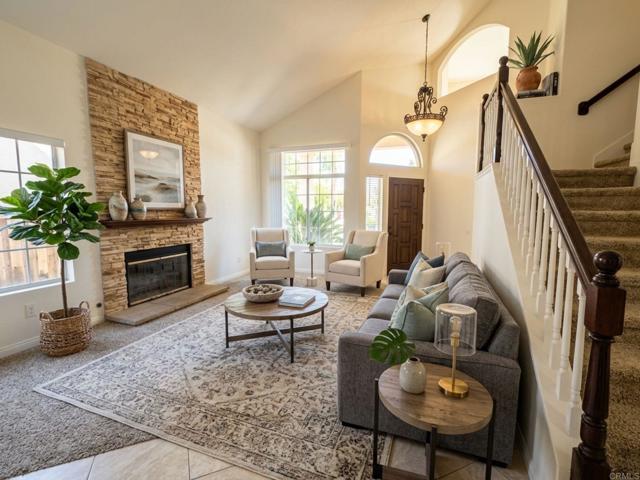 Detail Gallery Image 4 of 24 For 1984 Casablanca Ct, Vista,  CA 92081 - 3 Beds | 2/1 Baths