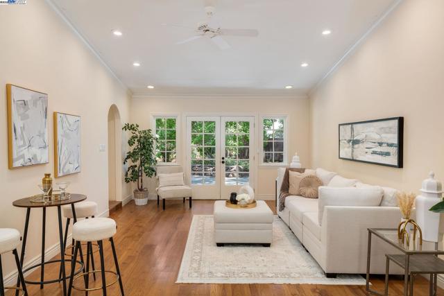 20 Donna Ln, Danville CA: https://media.crmls.org/mediaz/62339c72-3001-4f6a-96ac-3e00c84f2396.jpg