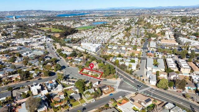 3830 Tennyson St, San Diego, California 92107, 3 Bedrooms Bedrooms, ,2 BathroomsBathrooms,Single Family Residence,For Sale,Tennyson St,250019023SD