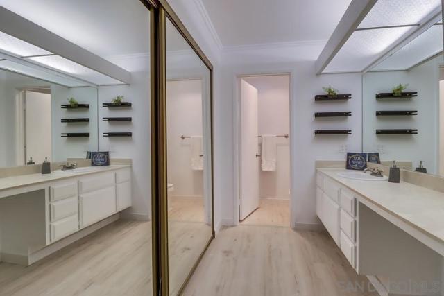 10350 Caminito Cuervo, San Diego CA: https://media.crmls.org/mediaz/62342640-e75e-48b5-9386-f47c43533c7b.jpg