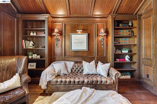 4275 QUAIL RUN PL, Danville CA: https://media.crmls.org/mediaz/62347dd8-bb6b-4cc4-9e70-a82471fed68b.jpg