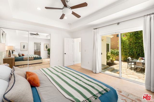 4313 Wilkinson Avenue, Studio City CA: https://media.crmls.org/mediaz/6234e033-159a-482f-b89d-c209afcea37f.jpg