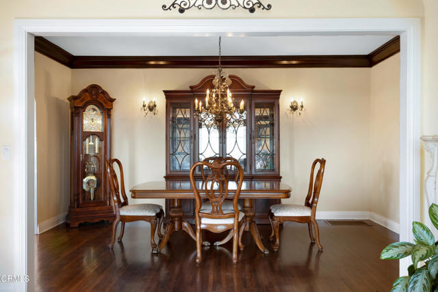 Detail Gallery Image 10 of 31 For 419 Brakey Rd, Ventura,  CA 93001 - 4 Beds | 3 Baths