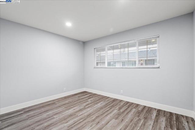 27070 Manon Ave, Hayward CA: https://media.crmls.org/mediaz/623691d4-36ec-48f8-a265-50a343602d13.jpg