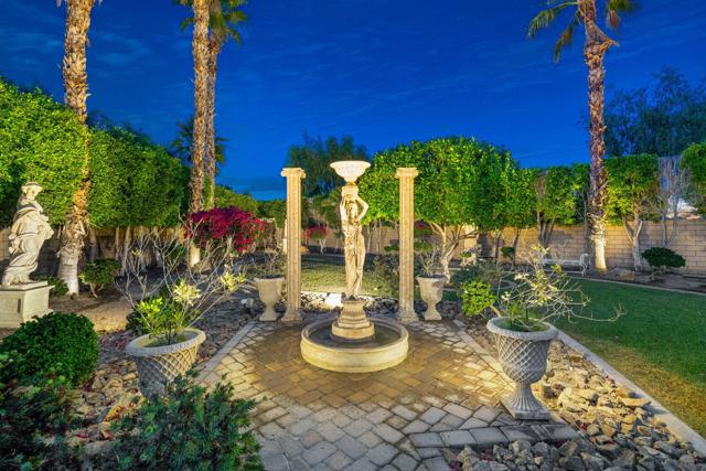 52540 Vino, La Quinta CA: https://media.crmls.org/mediaz/623695b9-77c3-412f-8068-26ac76d206cf.jpg