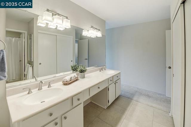 2638 Saklan Indian Dr, Walnut Creek CA: https://media.crmls.org/mediaz/62376ee8-4ce3-47da-bce3-3bd70562d587.jpg