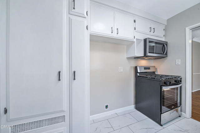 Detail Gallery Image 5 of 20 For 91 S Meridith Ave #4,  Pasadena,  CA 91106 - 2 Beds | 1 Baths