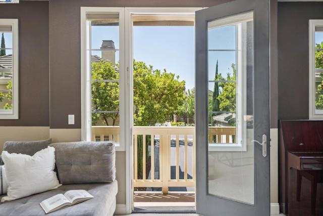 3463 Rimini Ln, Dublin CA: https://media.crmls.org/mediaz/623a483e-ebca-47ca-84cb-a18c0e1b4125.jpg