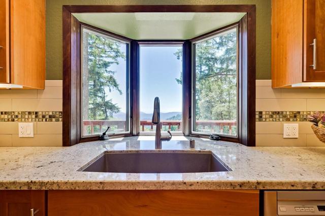 12338 First Fork Road, Los Gatos CA: https://media.crmls.org/mediaz/623b4c89-04c8-4754-8032-8b62409e74b0.jpg