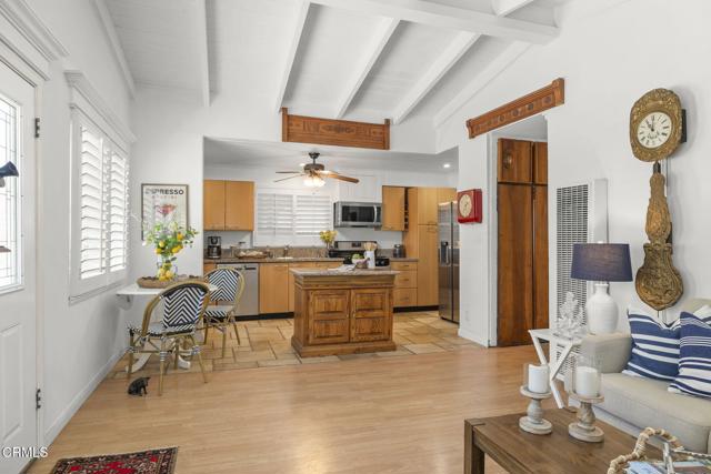 Detail Gallery Image 8 of 63 For 280 Rossmore Dr, Oxnard,  CA 93035 - 4 Beds | 2 Baths