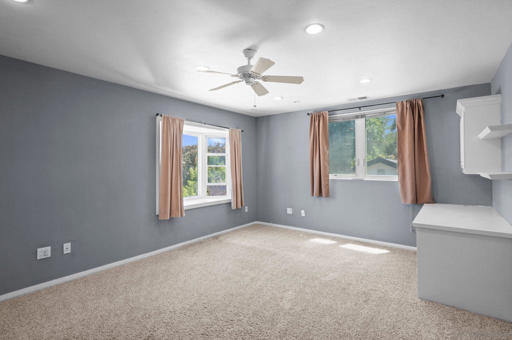 MLS #250031778SD img 26