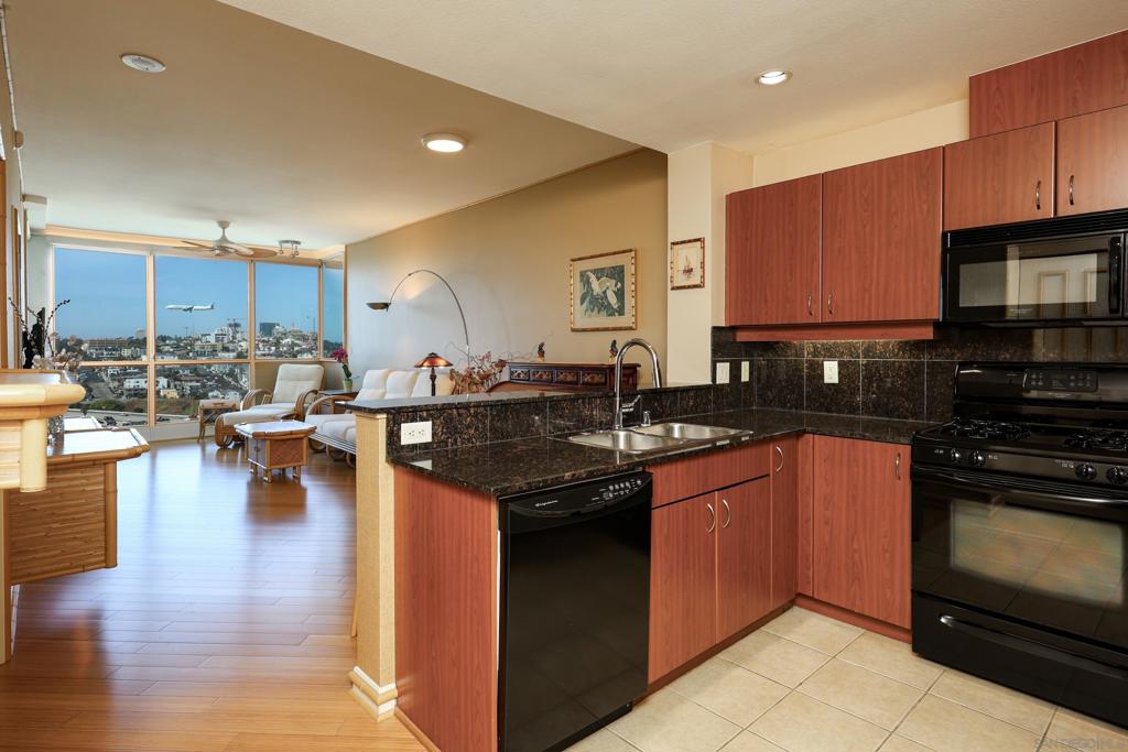 300 Beech St - photo 19