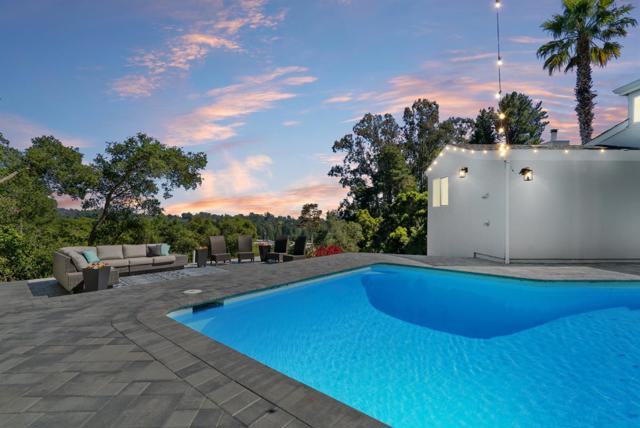 532 Moonrise Lane, Aptos CA: https://media.crmls.org/mediaz/623caff3-3713-44a1-ac99-c765f519419b.jpg