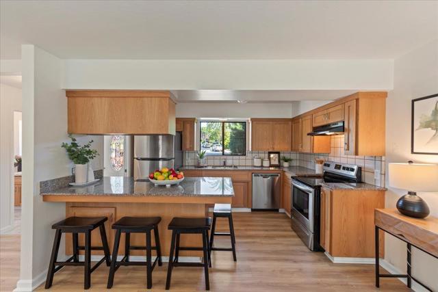 256 Segre Place, Santa Cruz CA: https://media.crmls.org/mediaz/623cc8bc-0884-49f9-b031-88bfb7ac18ab.jpg