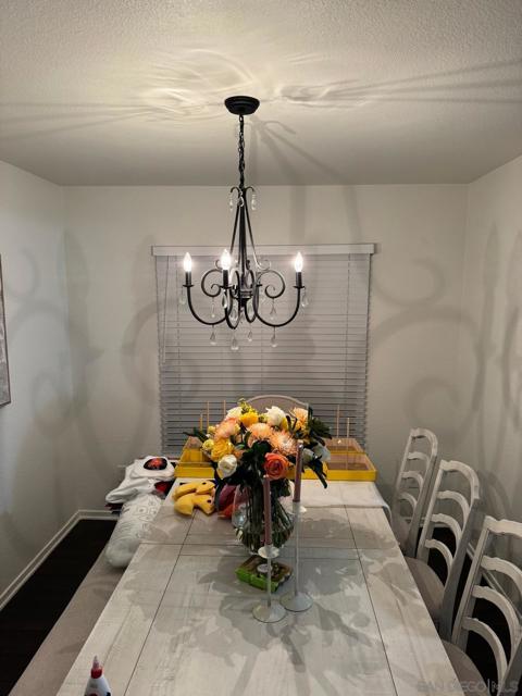 1247 Calistoga Ave, Chula Vista CA: https://media.crmls.org/mediaz/623e9ebd-366e-4b51-b048-2ff69010f4b8.jpg