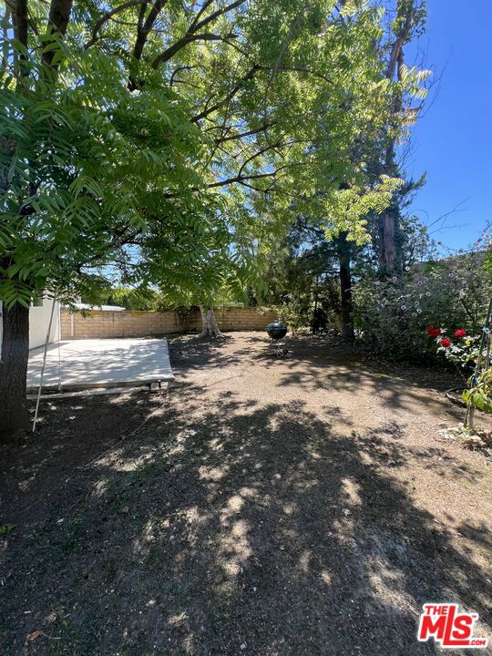 30872 Janlor Drive, Westlake Village CA: https://media.crmls.org/mediaz/623ee6da-6adb-4907-b65d-6481b60f2e30.jpg