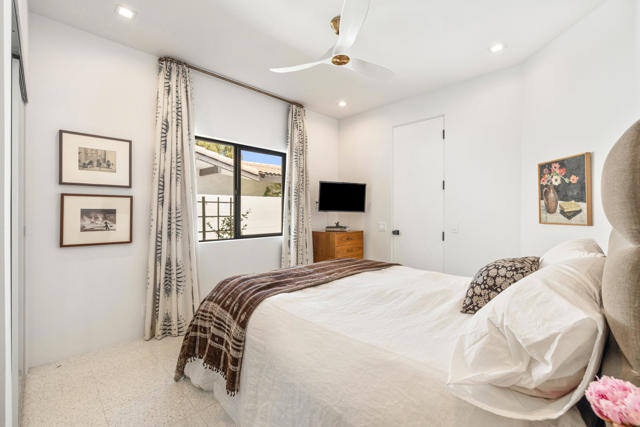 75465 Montecito Drive, Indian Wells CA: https://media.crmls.org/mediaz/623f4aec-4533-4b87-b32b-ba0d59a5fe2d.jpg