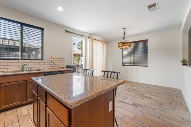 Detail Gallery Image 7 of 26 For 1334 Shoshone Falls Drive, Ramona,  CA 92065 - 3 Beds | 2/1 Baths