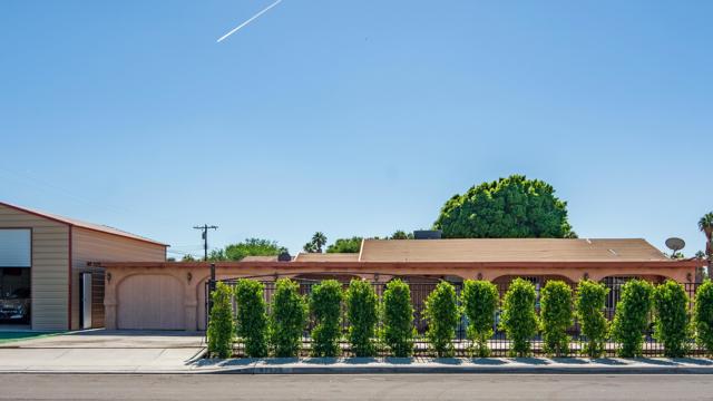 87329 Main St Street, Thermal CA: https://media.crmls.org/mediaz/62417a93-88d2-4cfb-84c4-e4cf97b2bcf3.jpg