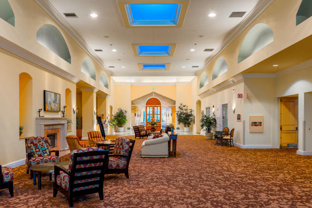 78189 Kensington Avenue, Palm Desert CA: https://media.crmls.org/mediaz/6241952c-951c-4af9-a511-77a8f3b327b0.jpg