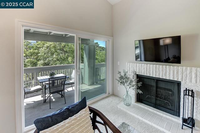 2638 Saklan Indian Dr, Walnut Creek CA: https://media.crmls.org/mediaz/6241d2d7-12b0-440c-8696-2d0736730fb5.jpg