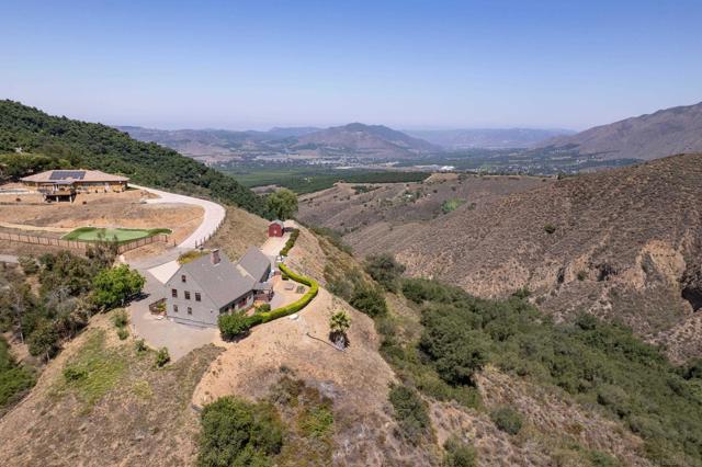 17743 S Mesa Drive, Pauma Valley CA: https://media.crmls.org/mediaz/624207a2-9397-4ee7-92ea-f9628b808eb8.jpg