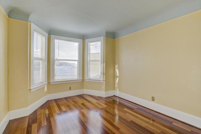 435 Brazil Avenue, San Francisco CA: https://media.crmls.org/mediaz/62429aea-5429-46ea-b1cc-8c510295c718.jpg