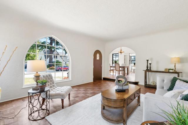 1003 Walnut Avenue, Santa Cruz CA: https://media.crmls.org/mediaz/6242dfbc-fad4-4393-9e00-e4d06feb3132.jpg