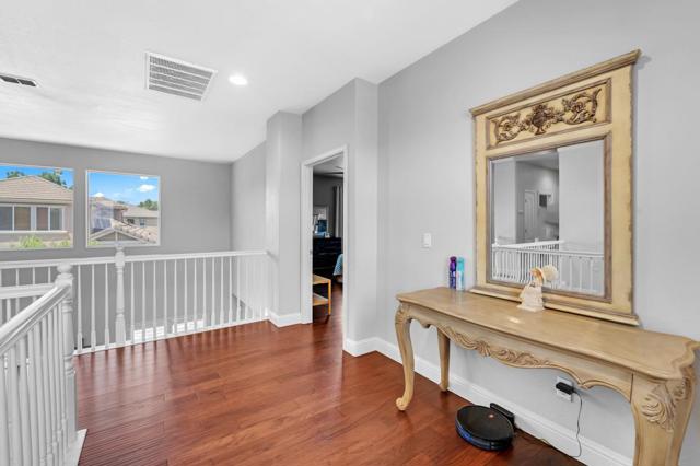 17753 Wheat Field Street, Lathrop CA: https://media.crmls.org/mediaz/62433fe7-0609-42b1-b033-810a9f301326.jpg