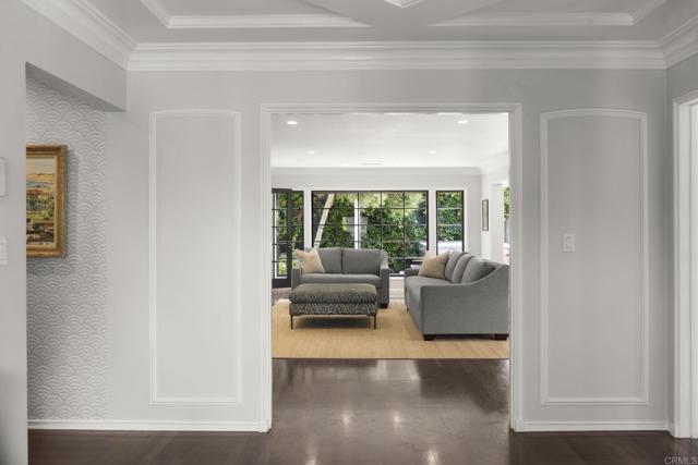 Detail Gallery Image 24 of 47 For 315 Mira Monte, La Jolla,  CA 92037 - 4 Beds | 3/1 Baths