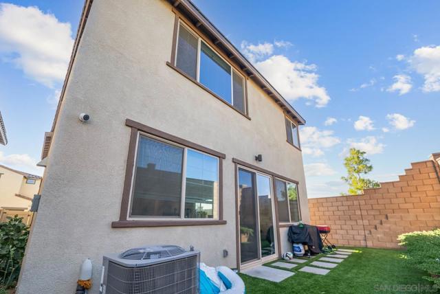29566 Nini Ct, Winchester CA: https://media.crmls.org/mediaz/6245748f-56b6-4e00-bc2c-da5d9a11cb6d.jpg