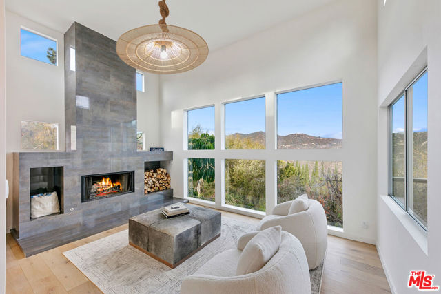 1876 Lookout Road, Malibu CA: https://media.crmls.org/mediaz/62470e7d-8a5b-4492-b7ce-538f3b3a132b.jpg