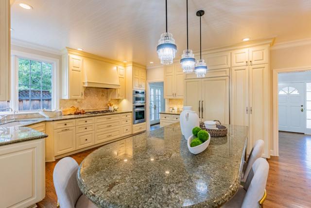 10421 Phar Lap Drive, Cupertino CA: https://media.crmls.org/mediaz/62480f72-c727-4f82-bf57-7f8406da93ff.jpg