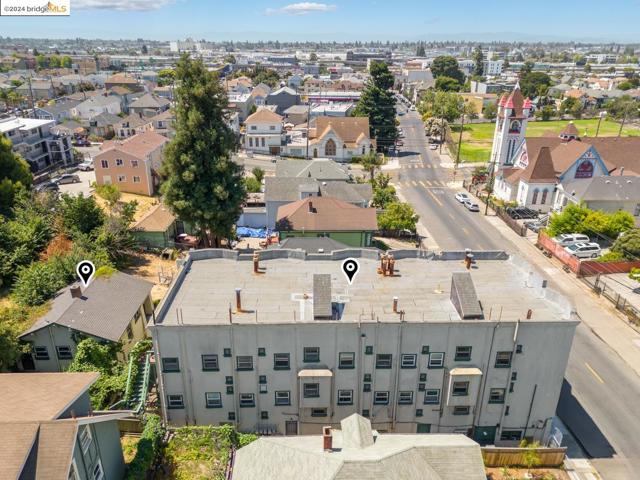 Image 8 of 10 For 1736 23rd Ave