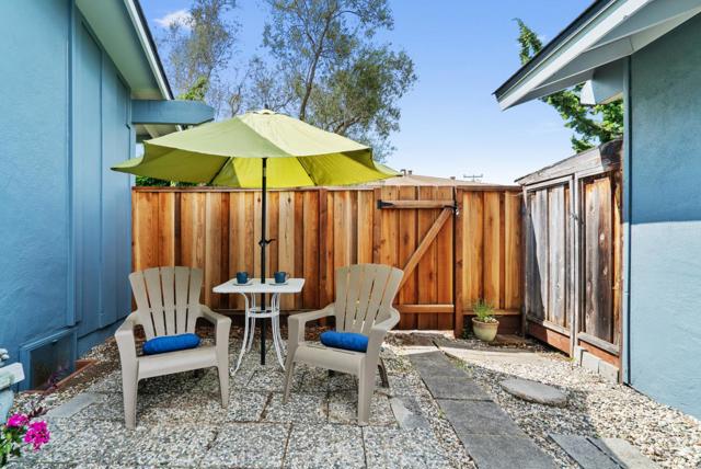 1863 Halterman Avenue, Santa Cruz CA: https://media.crmls.org/mediaz/6249a352-c81b-4bc8-83b8-6ac321fc3b5c.jpg
