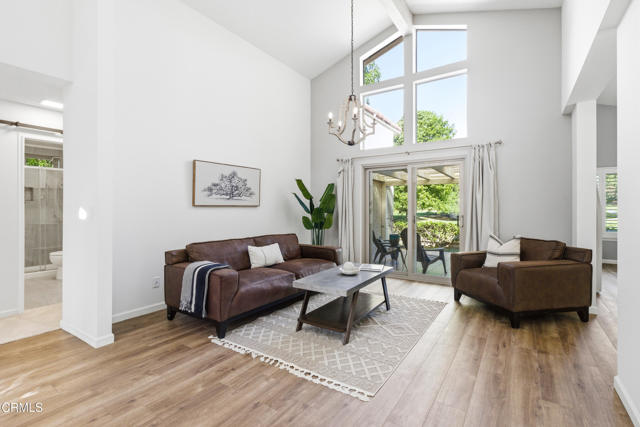 Detail Gallery Image 4 of 60 For 6089 San Dimas Ave, Camarillo,  CA 93012 - 2 Beds | 2 Baths