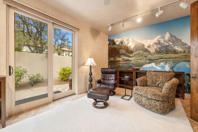49240 Jfk Trail, Palm Desert CA: https://media.crmls.org/mediaz/624b4432-7235-4897-b8f3-a4e1826adbf8.jpg