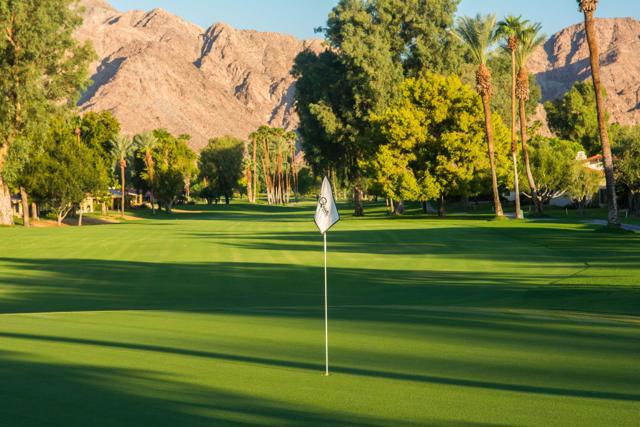 49470 Avila Drive, La Quinta CA: https://media.crmls.org/mediaz/624b5b04-a0f8-4586-958a-ed1196a28b98.jpg