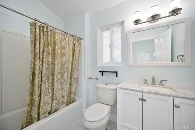 1656 Maria Avenue, Spring Valley CA: https://media.crmls.org/mediaz/624b5db4-d5bd-4fbd-afb7-faf1e1d571af.jpg