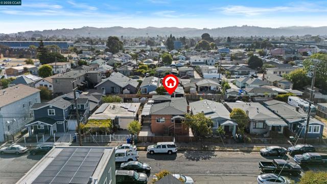 840 7th St, Richmond CA: https://media.crmls.org/mediaz/624bde7d-3ca0-4119-ba50-13c7d8e3ae5e.jpg