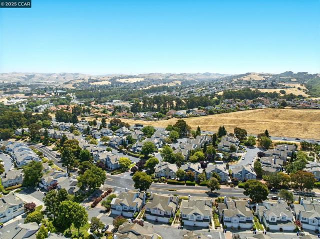 214 S Wildwood, Hercules CA: https://media.crmls.org/mediaz/624c3ab2-ead8-470c-a665-b6b3bb926f8b.jpg