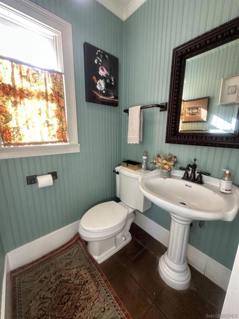 1115 S Mollison Ave, El Cajon CA: https://media.crmls.org/mediaz/624e458c-a1ab-40cc-866c-808e989a0719.jpg