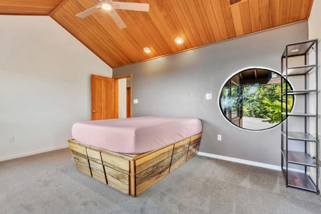 950 Oak Ridge Road, Los Gatos CA: https://media.crmls.org/mediaz/624edb06-cfbf-4f12-a2d0-cded8e73d1c8.jpg