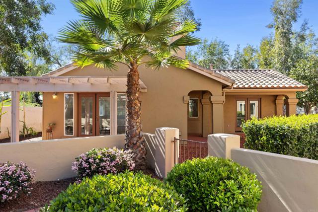 Detail Gallery Image 40 of 60 For 16883 Saint Andrews Dr, Poway,  CA 92064 - 5 Beds | 5/1 Baths