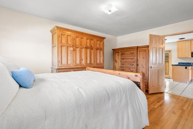 102 32nd Avenue, Santa Cruz CA: https://media.crmls.org/mediaz/624f6aa7-439b-4907-9951-0caac4cff9c1.jpg