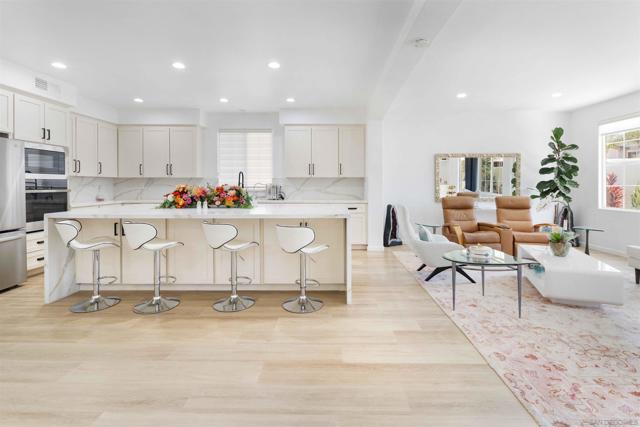 550 Echo Lane, San Marcos CA: https://media.crmls.org/mediaz/624feef7-9fe8-4c58-a58c-2ee9cf014780.jpg