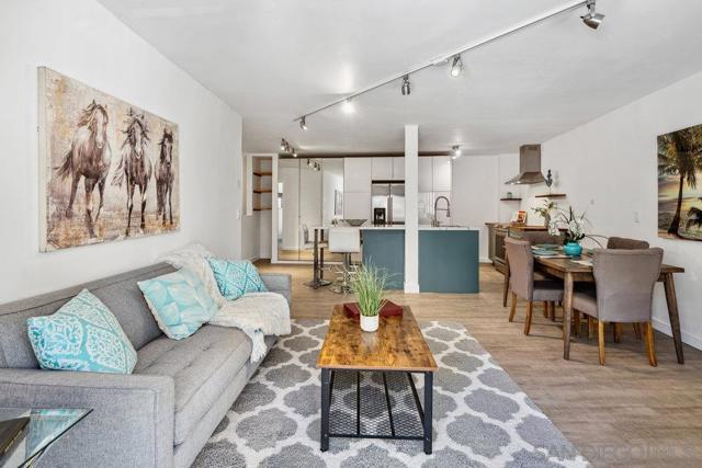 Image 10 of 29 For 6780 Friars Rd  365