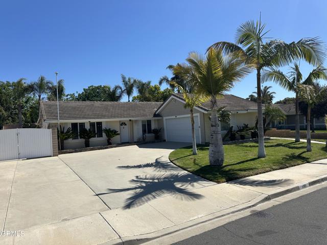 Detail Gallery Image 1 of 47 For 4381 Milpas St, Camarillo,  CA 93012 - 4 Beds | 2 Baths