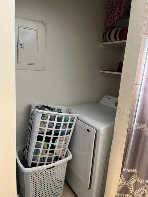 9556 Kelley Drive, Stockton CA: https://media.crmls.org/mediaz/62514065-a63b-4651-b8fe-82000aec30e7.jpg